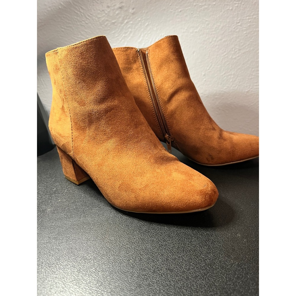 Bamboo Cameron-01 Cognac Faux Suede Ankle Block Heel Booties Womens 6.5‎